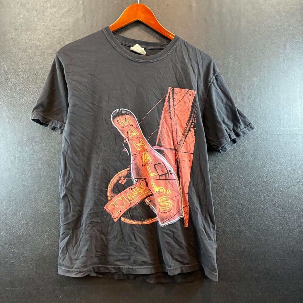 Men's Black and Grey T-shirt